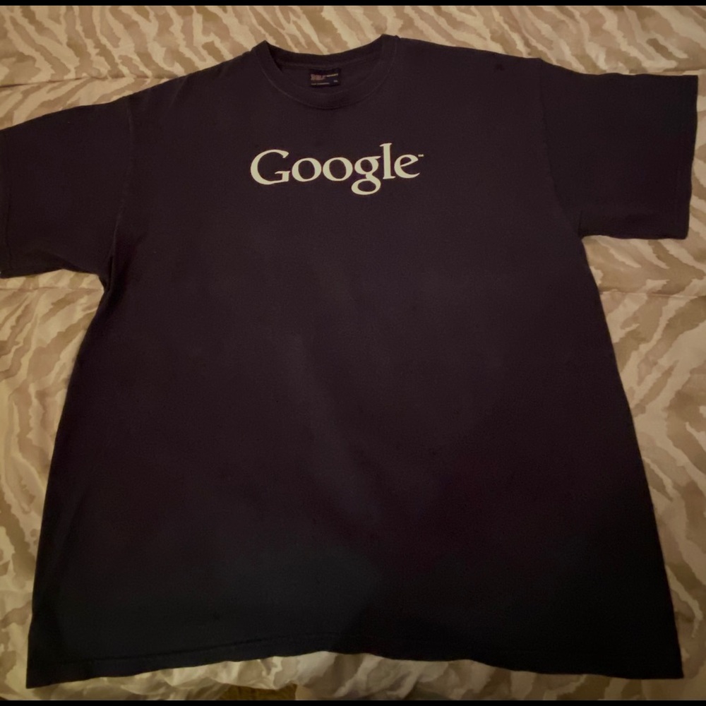 Google men’s shirt